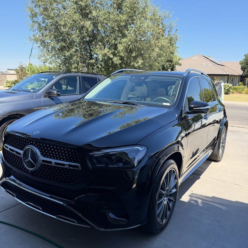 Black Mercedes-Benz SUV with glossy paint